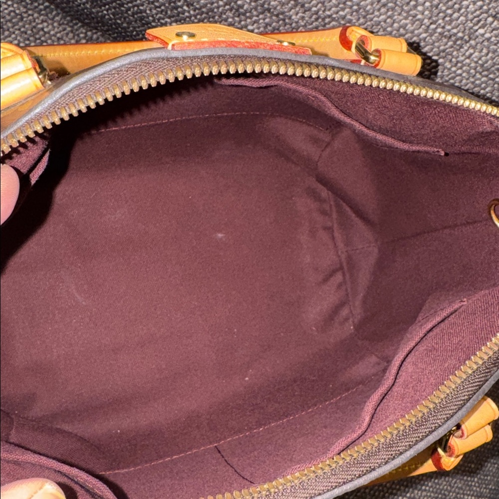 Louis Vuitton Turenne PM Monogram - Picture 7 of 14